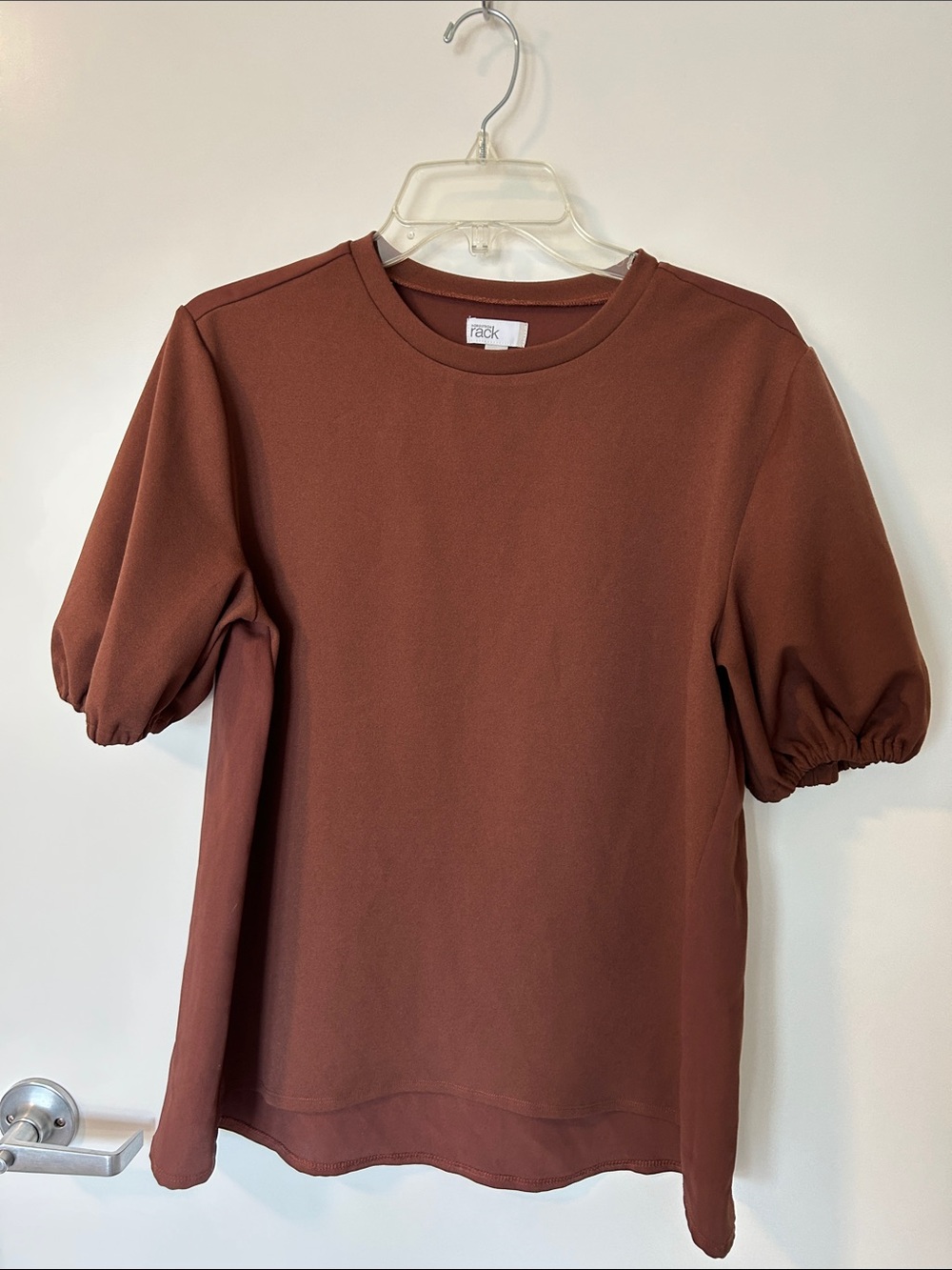 Women's Puff-Sleeve Crewneck Top in Brown